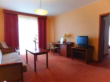 Фото номера Улучшенные апартаменты Отель Hotel Piast г. Cedynia 5